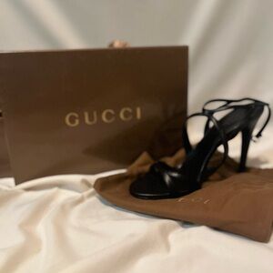 Gucci Elegant Black Strappy Heels